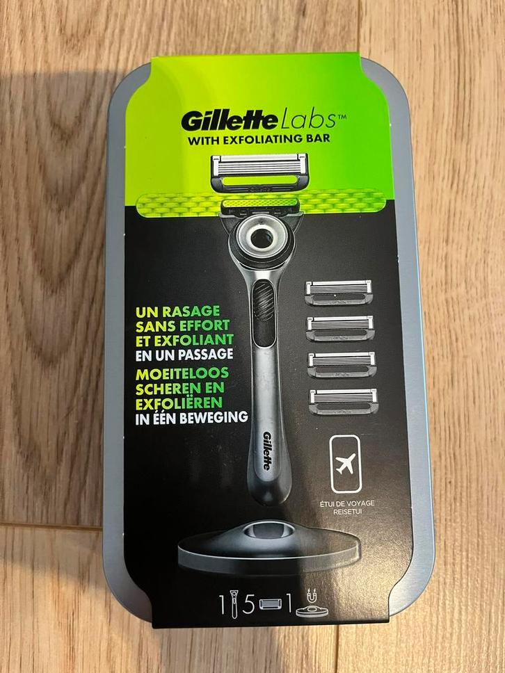 Gillette Labs - Scheersysteem met reis etui, Sieraden, Tassen en Uiterlijk, Uiterlijk | Gezichtsverzorging, Nieuw, Verzorging