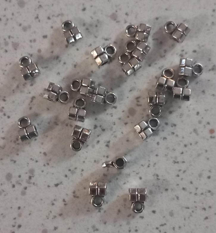 Metalen Tussenkraal met oogje "nieuw", Hobby en Vrije tijd, Kralen en Sieraden maken, Nieuw, Tussenstuk of Tussenkraal, Ophalen of Verzenden