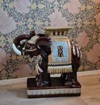 Vintage Aardewerk Olifant plantstand, Ophalen, Zo goed als nieuw
