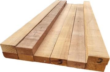  Aanbieding Red Cedar Balken beschikbaar voor biedingen