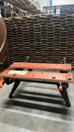 Werkbankje black en decker, Ophalen, Zo goed als nieuw