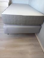 Gratis een persoon boxspring grijs, Huis en Inrichting, Slaapkamer | Boxsprings, Ophalen, Gebruikt, 90 cm, Eenpersoons