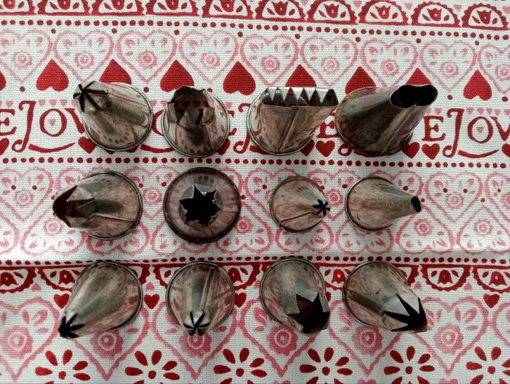 Spuitmondjes, brocante, nostalgisch, Hobby en Vrije tijd, Taarten en Cupcakes maken, Overige typen, Taarten of Cupcakes, Ophalen of Verzenden