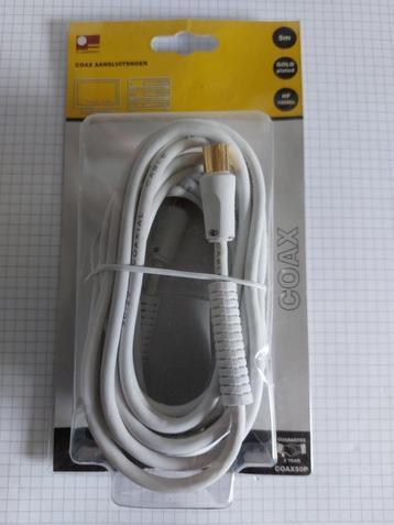 COAX kabel met verguldepluggen 5 meter. beschikbaar voor biedingen