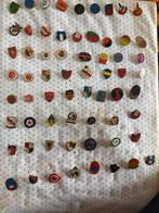 Verzameling 60+ buitenlandse voetbalspeldjes, Verzamelen, Speldjes, Pins en Buttons, Ophalen of Verzenden, Zo goed als nieuw, Overige onderwerpen
