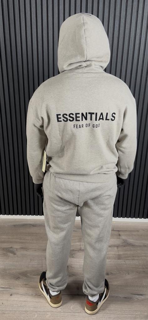 Essentials Pak - Grijs en Zwart - XS t/m XL - Nieuw, Kleding | Heren, Sportkleding, Algemeen, Grijs, Ophalen of Verzenden