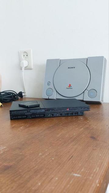 Retro Playstation bundel (PS1, PS2 + extra) beschikbaar voor biedingen