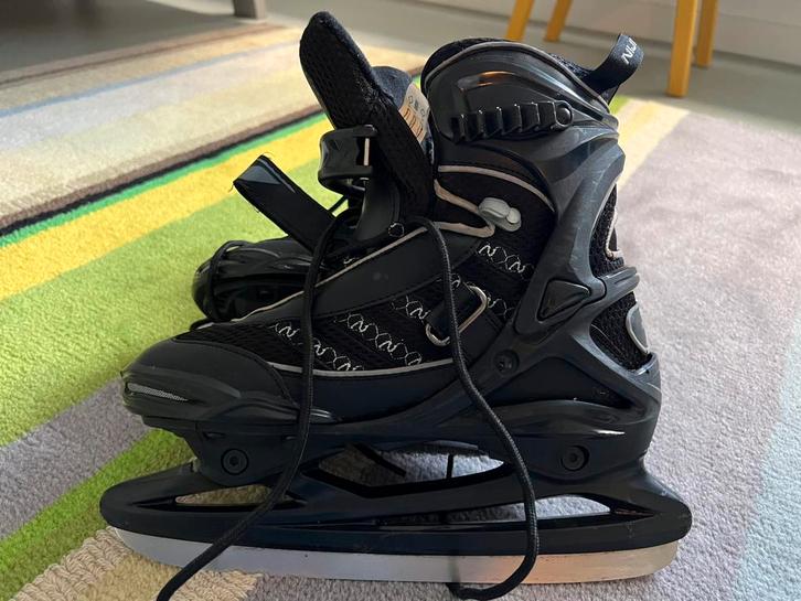 Nijdam schaatsen mt 38, Sport en Fitness, Schaatsen, Zo goed als nieuw, IJshockeyschaatsen, Nijdam, Ophalen