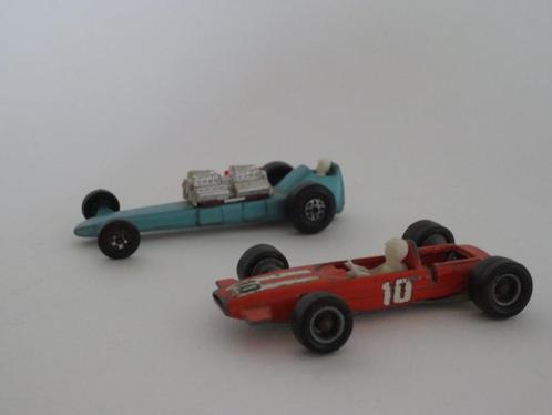 twee kleine racewagentjes: McLaren F1 & Slingshot Dragster, Hobby en Vrije tijd, Modelauto's | Overige schalen, Gebruikt, Auto