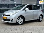 Toyota Verso-S 1.3 VVT-i Aspiration | NAVI | PANO | Camera |, Euro 5, Stof, Gebruikt, Zwart