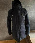 Elvine mooie donkerblauwe winterjas mt XS ZGAN, Kleding | Dames, Jassen | Winter, Blauw, Elvine, Ophalen of Verzenden, Zo goed als nieuw