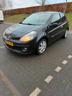 Renault Clio 1.4 16V 3-DRS 2007 Zwart, Auto's, Voorwielaandrijving, 4 cilinders, Zwart, 1200 kg
