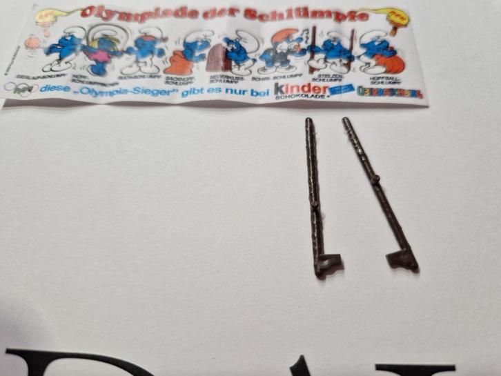 Stelten voor ZEER zeldzame Ferrero Smurf Peyo 1983, Verzamelen, Smurfen, Nieuw, Poppetje, Figuurtje of Knuffel, Overige Smurfen
