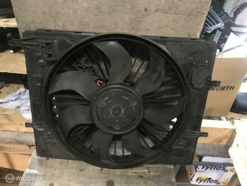 Mercedes C-klasse W204 S204 Koelvin A0999061301 beschikbaar voor biedingen