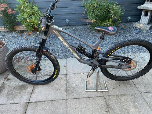 nukeproof dissent 27,5 downhill, Fietsen en Brommers, Fietsen | Mountainbikes en ATB, Zo goed als nieuw, Overige merken, Fully