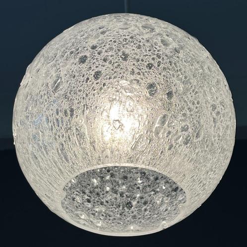 Hanglamp jaren 60 70 Peill & Putzler iceglass bubbelglas, Huis en Inrichting, Lampen | Hanglampen, Gebruikt, Glas, Metaal, Overige materialen