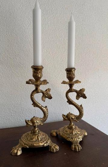 Antieke Messing Kandelaar - 2 x mythische oude kerst beschikbaar voor biedingen