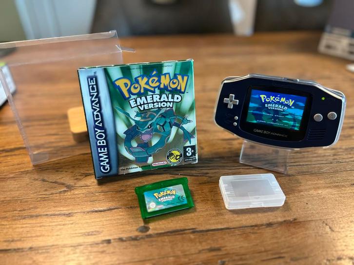 Pokemon Emerald - Goede staat - inclusief Doos, Spelcomputers en Games, Games | Nintendo Game Boy, Zo goed als nieuw, Role Playing Game (Rpg)
