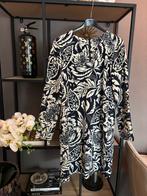 Vanilia Jurk - Bloemenprint, Zwart, Ophalen of Verzenden, Zo goed als nieuw, Maat 34 (XS) of kleiner