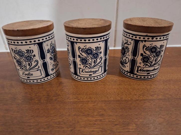 Oude kruidenpotjes van Waechtersbach, Antiek en Kunst, Antiek | Servies los, Ophalen