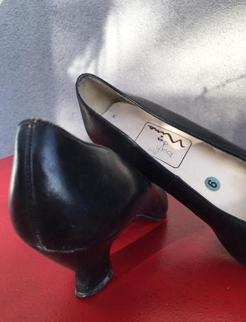 Nette Pumps eerste klein hakje zwart The touch Nina beschikbaar voor biedingen
