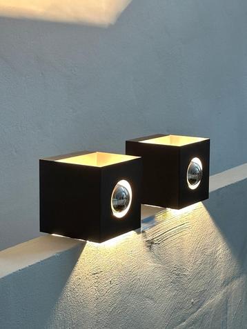 SALE: space age Dutch design, vintage Philips kubuslampen beschikbaar voor biedingen