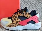 Nike Air Huarache SNKRS Day 46, Overige kleuren, Nike, Ophalen of Verzenden, Sneakers of Gympen