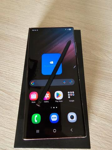 Samsung S22 Ultra 256GB Burgundy beschikbaar voor biedingen