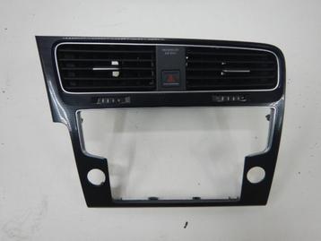 VW Golf 7 Inleg Groot Navi Carbon 5G1819743E beschikbaar voor biedingen