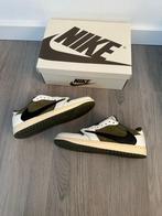 Nike Air Jordan 1 Low Travis Scott Medium Olive, Kleding | Heren, Schoenen, Ophalen of Verzenden, Zo goed als nieuw, Overige kleuren