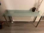 Glazen dressoirtafel met metalen poten, Huis en Inrichting, Tafels | Sidetables, Ophalen, 100 tot 150 cm, Glas, Zo goed als nieuw