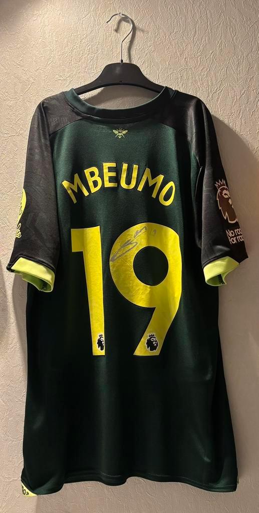 Matchworn en gesigneerd Bryan Mbeumo shirt, Verzamelen, Sportartikelen en Voetbal, Zo goed als nieuw, Shirt, Ophalen of Verzenden