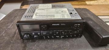 Philips Autoradio DC522 - Vintage beschikbaar voor biedingen