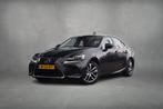 Lexus IS 300h Hybrid Business Line | Apple CarPlay | Half Le, Auto's, Lexus, Achterwielaandrijving, Gebruikt, Leder en Stof, Hybride Elektrisch/Benzine