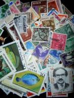Azié 200 Postzegels, Postzegels en Munten, Postzegels | Azië, Verzenden, Gestempeld, Midden-Oosten