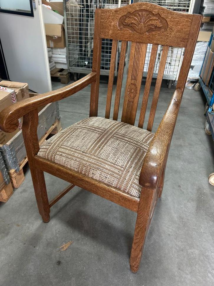 Vintage Houten Armstoel, Antiek en Kunst, Antiek | Meubels | Stoelen en Banken, Ophalen