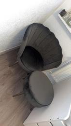 Schelpstoel met poef, Huis en Inrichting, Stoelen, Ophalen, Zo goed als nieuw, Eén, Stof