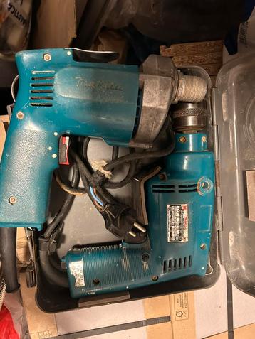 2x makita schroef en boormachine beschikbaar voor biedingen