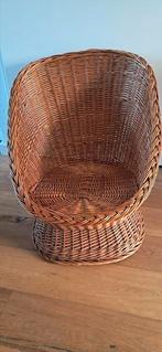 Klokgave Rotan Zetel:, Huis en Inrichting, Fauteuils, Ophalen, Zo goed als nieuw, 75 tot 100 cm, Minder dan 50 cm