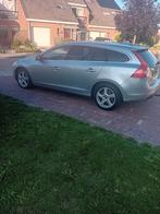 Volvo V60 Drive Start/stop 115pk 2011 Grijs, Voorwielaandrijving, 4 cilinders, Origineel Nederlands, Zilver of Grijs