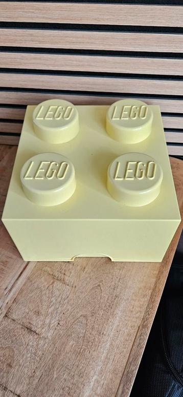 Lego Opbergbox Geel - Blokvorm beschikbaar voor biedingen