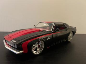 Jada 1/18 Chevrolet Camaro beschikbaar voor biedingen