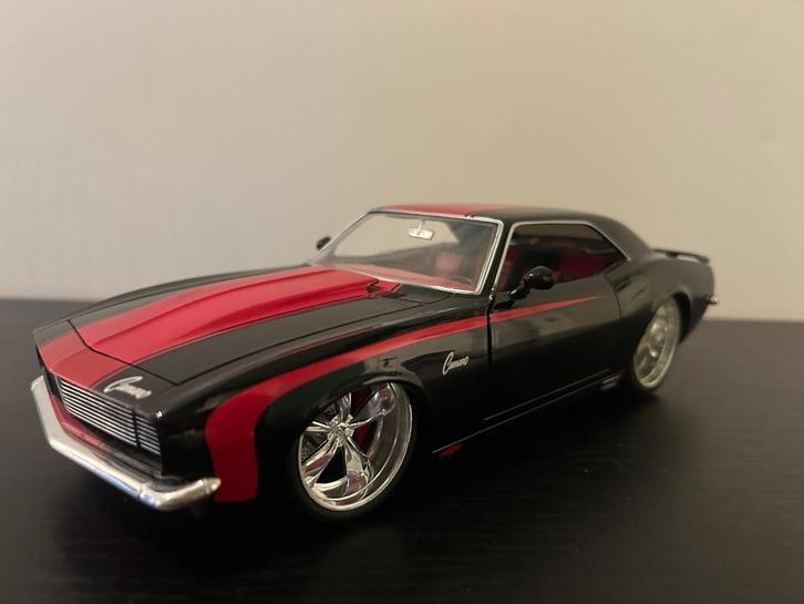 Jada 1/18 Chevrolet Camaro, Hobby en Vrije tijd, Modelauto's | 1:18, Zo goed als nieuw, Auto, Overige merken, Ophalen of Verzenden