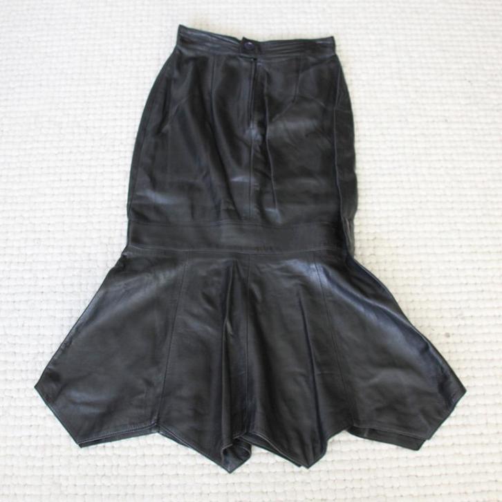 Exclusieve Soepele Leren Rok (S) € 65,-, Kleding | Dames, Rokken, Zo goed als nieuw, Maat 36 (S), Zwart, Knielengte, Ophalen of Verzenden