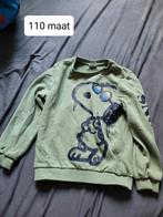 Groene trui met Snoopy print, maat 110, Ophalen of Verzenden