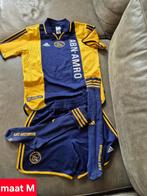 Voetbal teneu Ajax 2002, Maat M, Ophalen of Verzenden, Gebruikt, Set