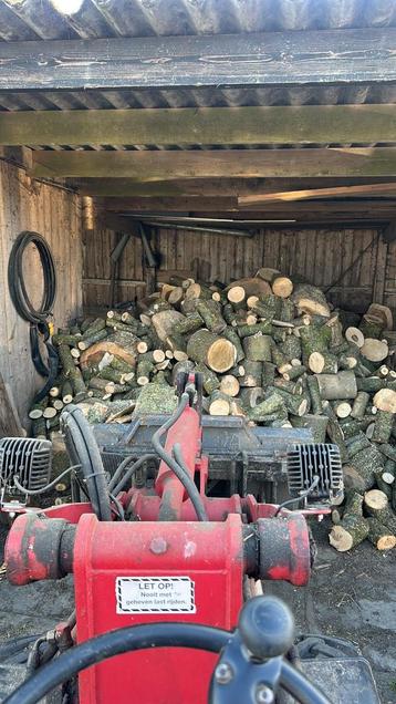 Haardhout  beschikbaar voor biedingen