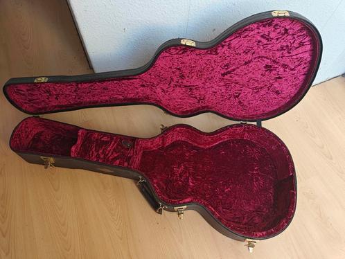 Original Taylor hard case, Muziek en Instrumenten, Behuizingen en Koffers, Zo goed als nieuw, Ophalen of Verzenden