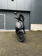 Vespa Sprint 50cc/I-Get/Matrix/Full Options/2023, Ophalen, Zo goed als nieuw, Benzine