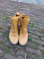Clumpy's Laarzen Maat 39 - Okergeel, Ophalen, Gedragen, Geel